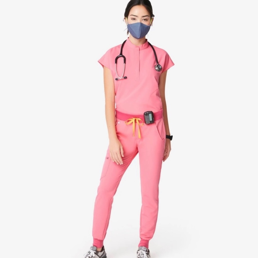 FIGS Neon Pink Scrub Set